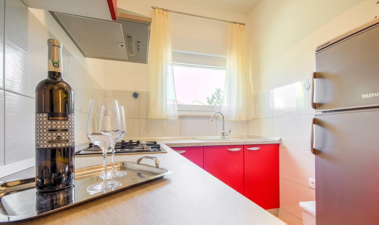 Apartmani Prodan 2 Фажана Экстерьер фото